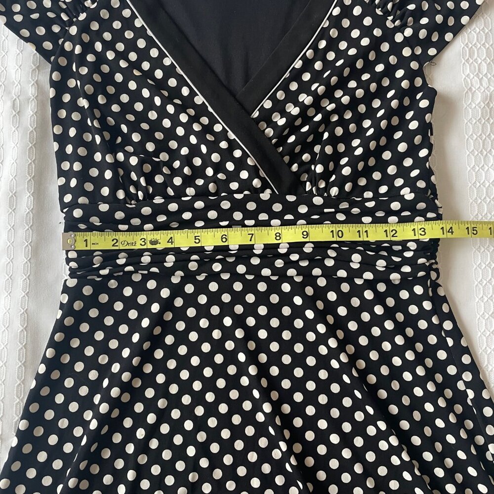 Bellissima Retro Midi Polka Dot V-Neck Dress - Picture 9 of 11